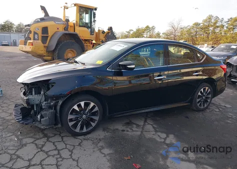 2018 Nissan Sentra Sr z USA, uszkodzony, nr VIN 3N1AB7AP4JY343763